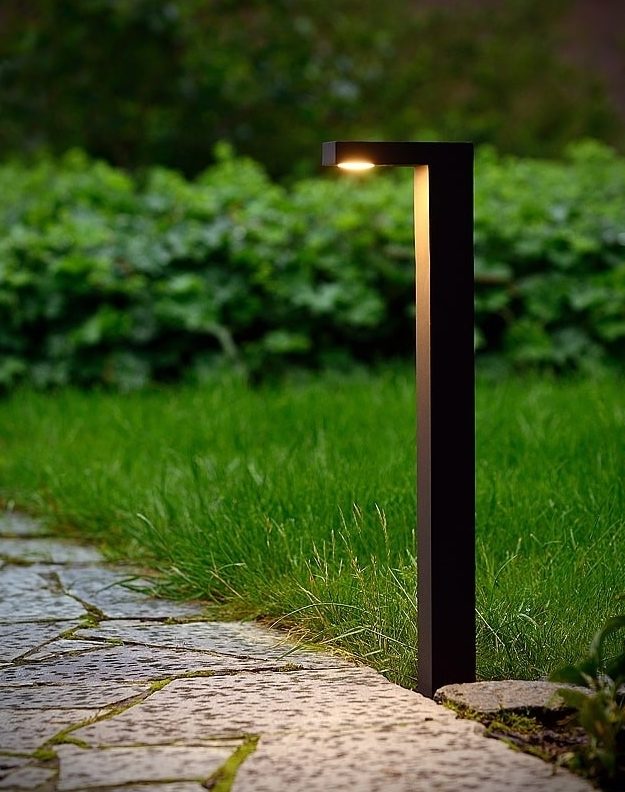 Freddy-7W-LED-Outdoor-Floor-Mounted-Light-1-e1630495072487.jpg