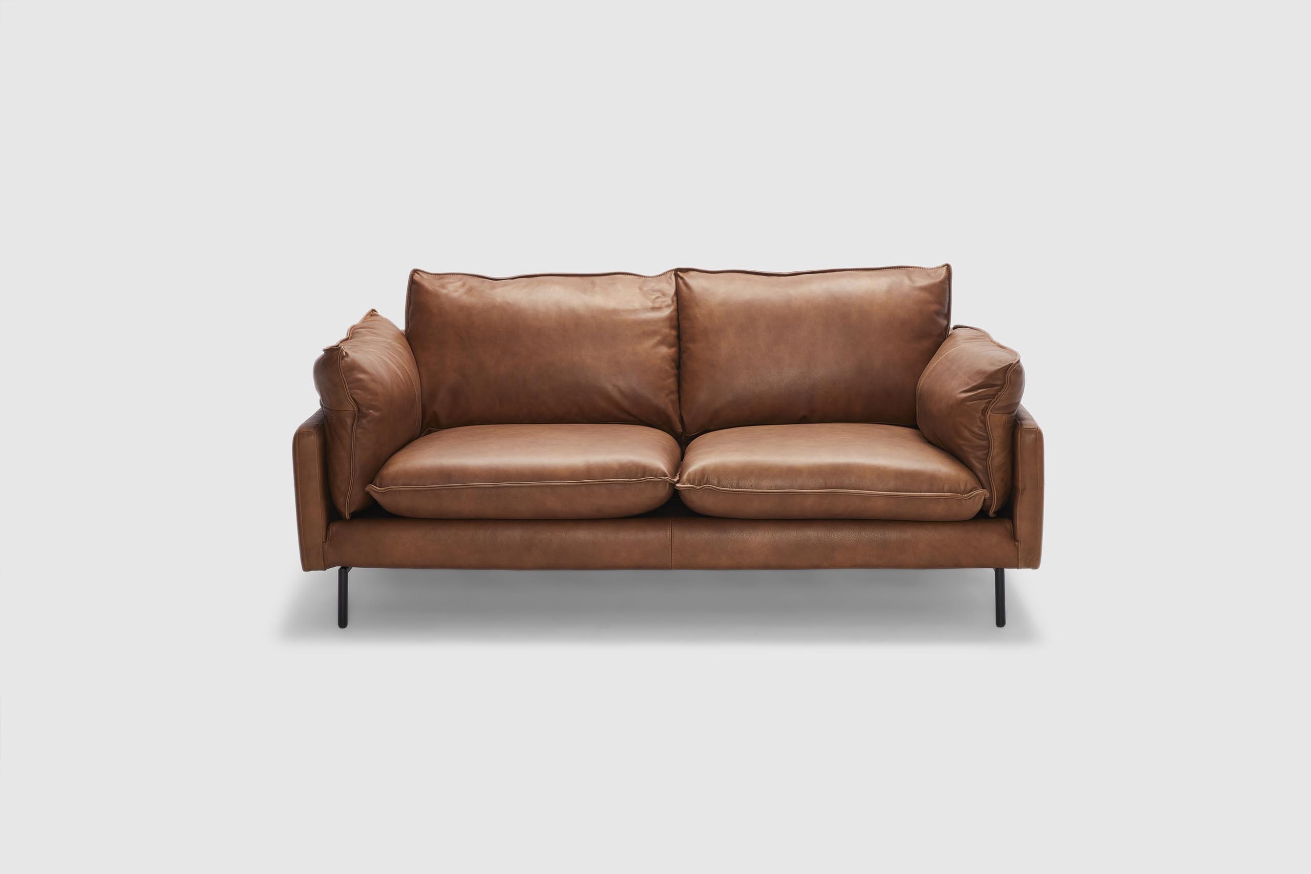 banner_Lounge-2_5-Seater_Calvin_Vintage-Brown-477.jpg