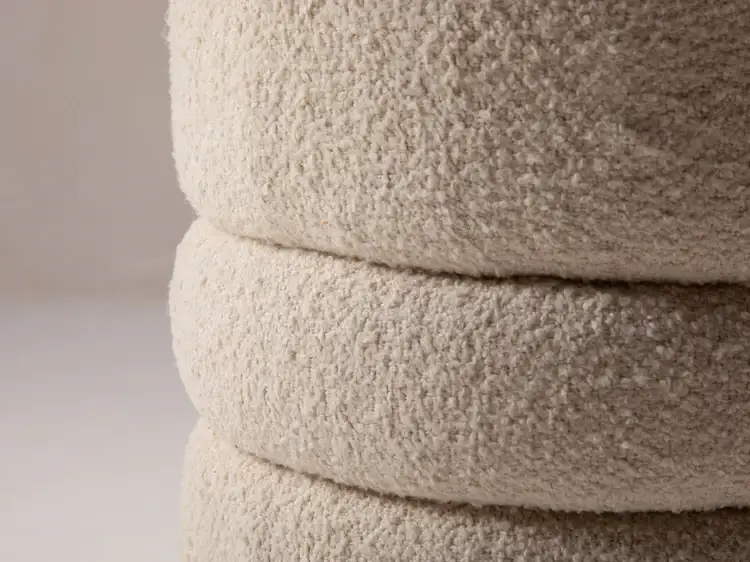 Micadoni-MIC_POUF_253_ALEXA1-3_750x562_crop_center