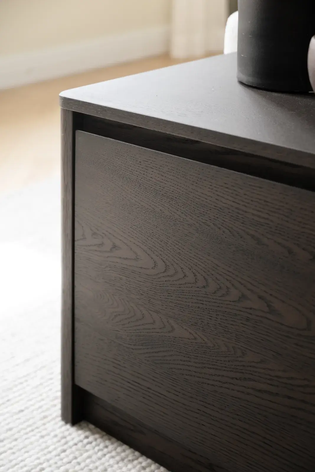 148120_b_mb_Melstone_sideboard_brown_06