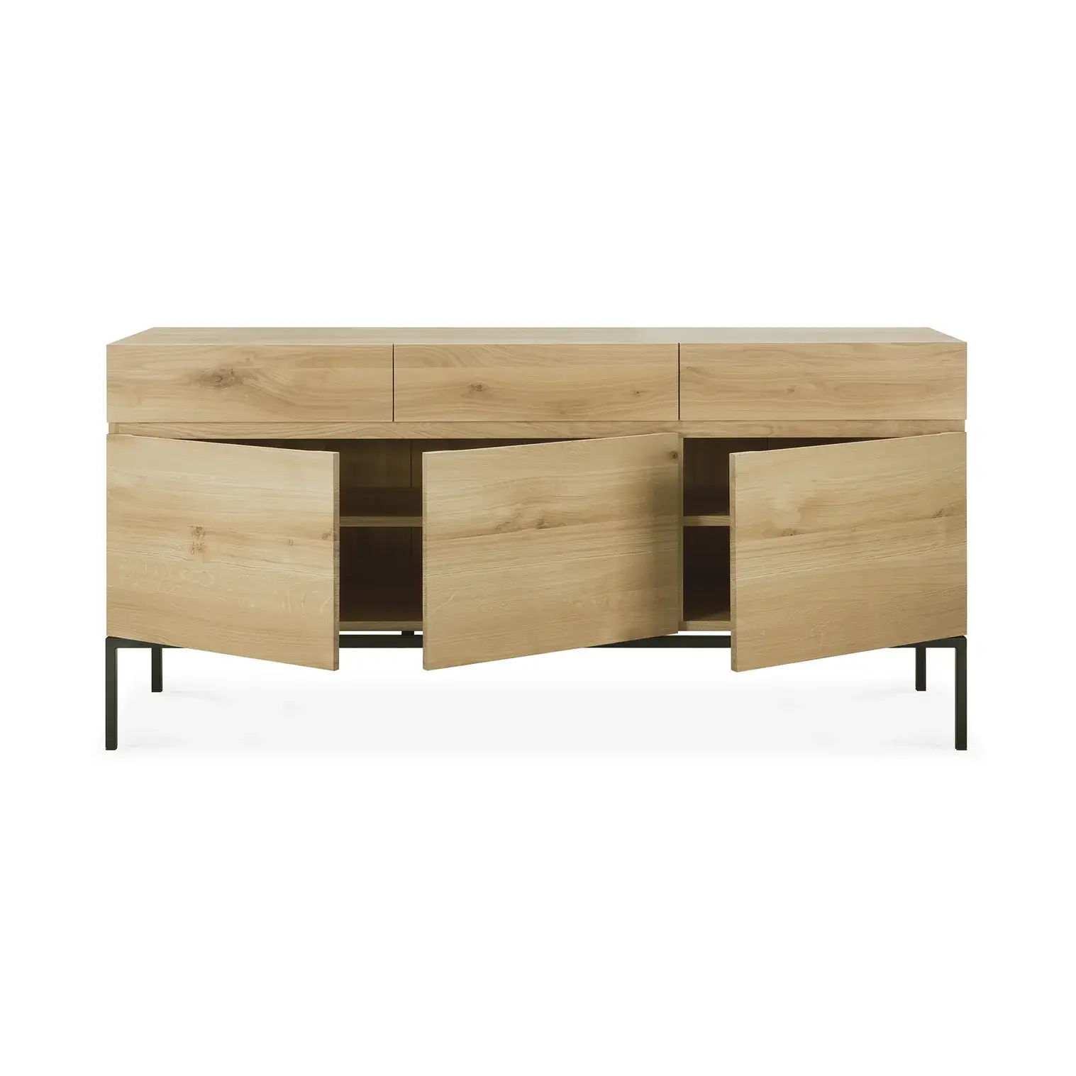 51115_Ligna_sideboard_front02_cut_WEB